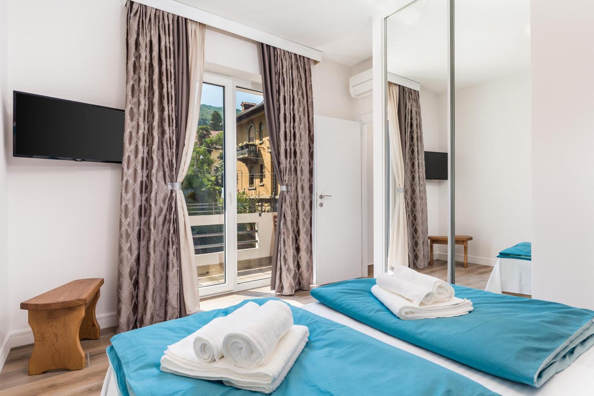 Apartments Liana Opatija Rom bilde